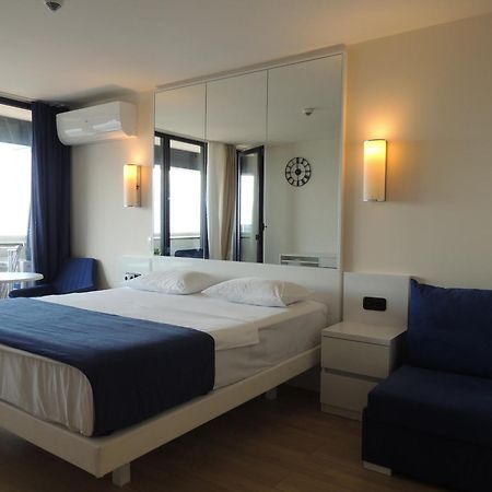 Orbi City Apartments On The Beach Batum Dış mekan fotoğraf