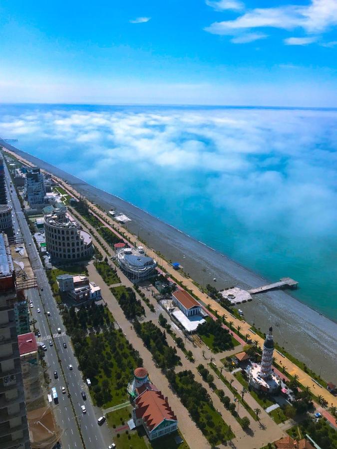 Orbi City Apartments On The Beach Batum Dış mekan fotoğraf