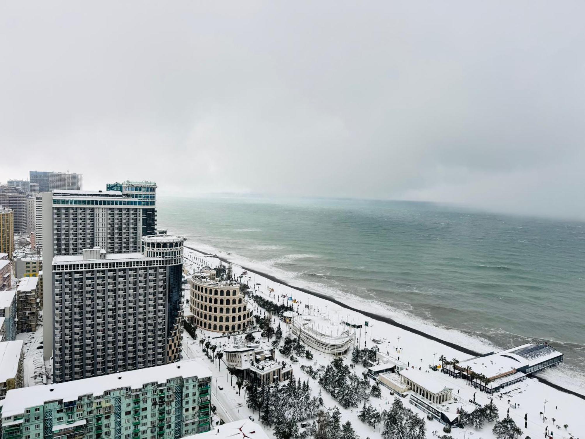 Orbi City Apartments On The Beach Batum Dış mekan fotoğraf